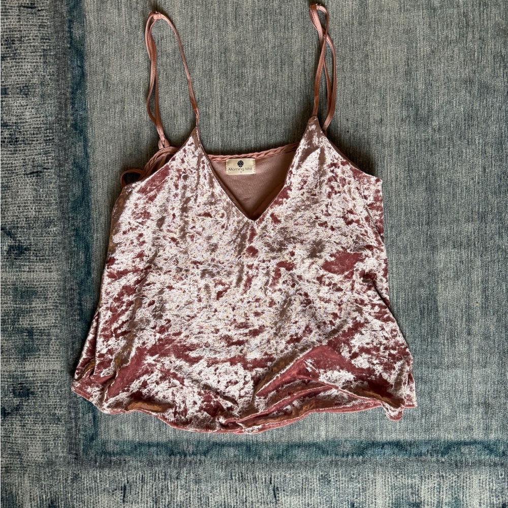 Chic Crushed Velvet Cami Top in Rose
